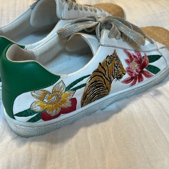 Johnny Was Tiger Lily Shoes - Picture 6 of 7